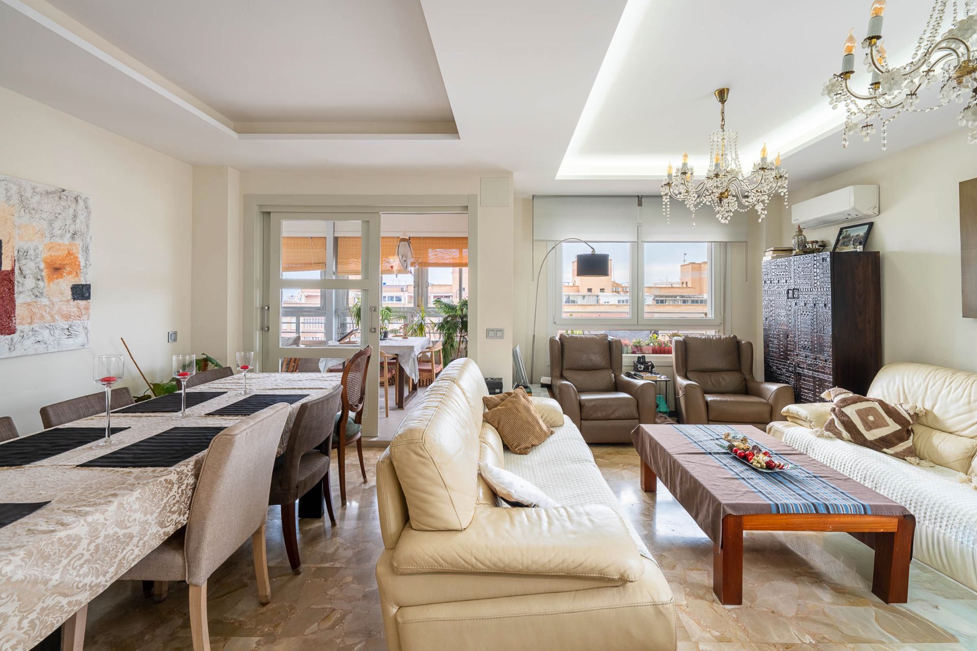 Sala de estar de Piso en venta en  Almería Capital con Aire acondicionado, Calefacción y Parquet