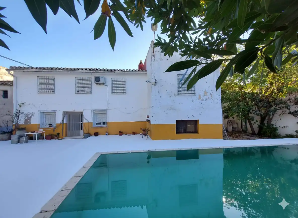 Casa rustica con giardino in vendita a Calasparra