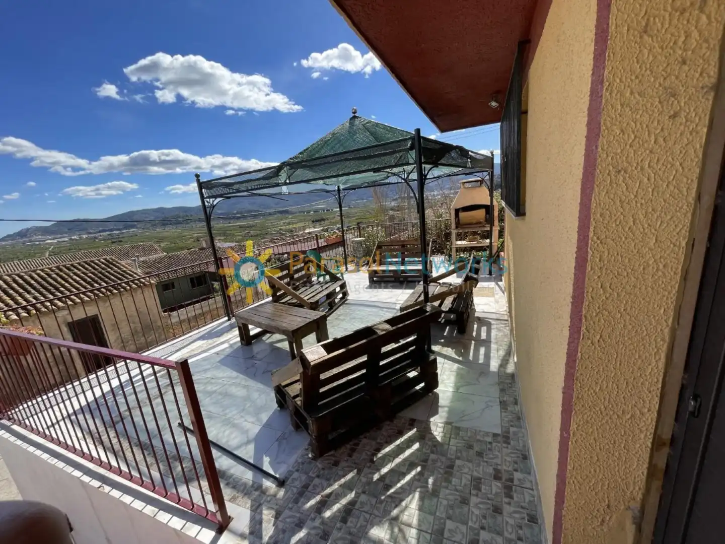 Terrace of Buildings for sale in Ador  with Community pool