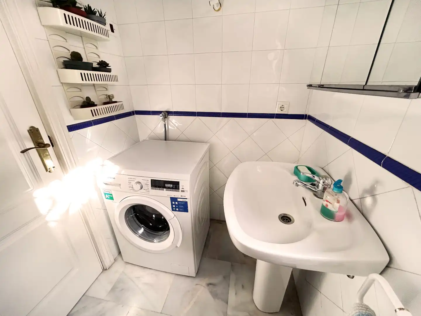 Bathroom of Flat for sale in Córdoba  with Storage room and Balcony
