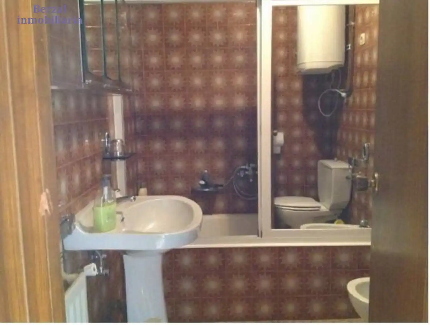 Badezimmer von Gebäude zum Verkauf in San Asensio