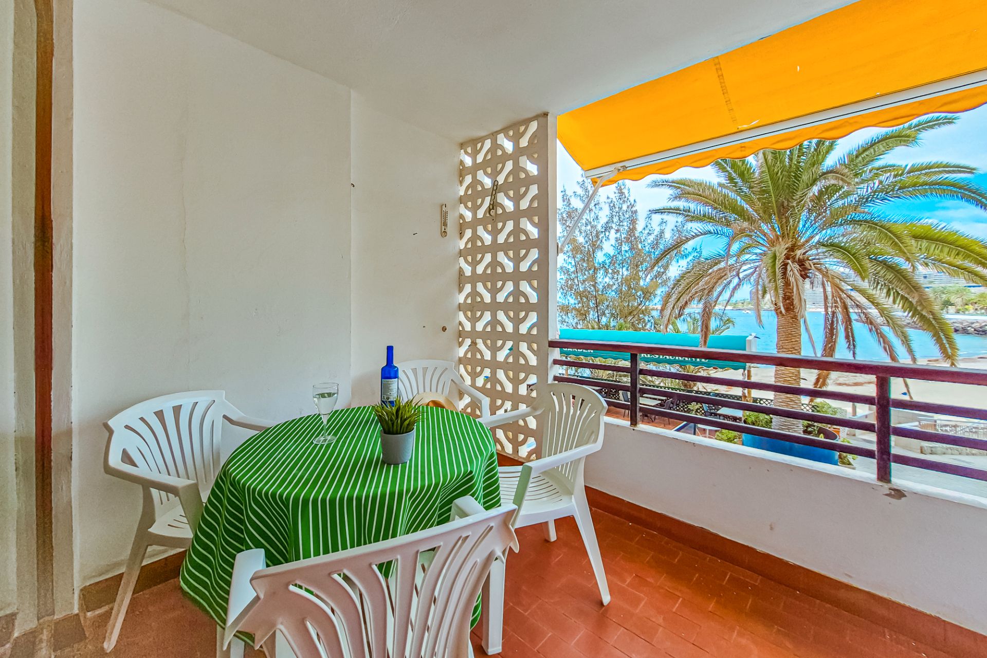 Dormitori de Apartament en venda en Mogán amb Terrassa