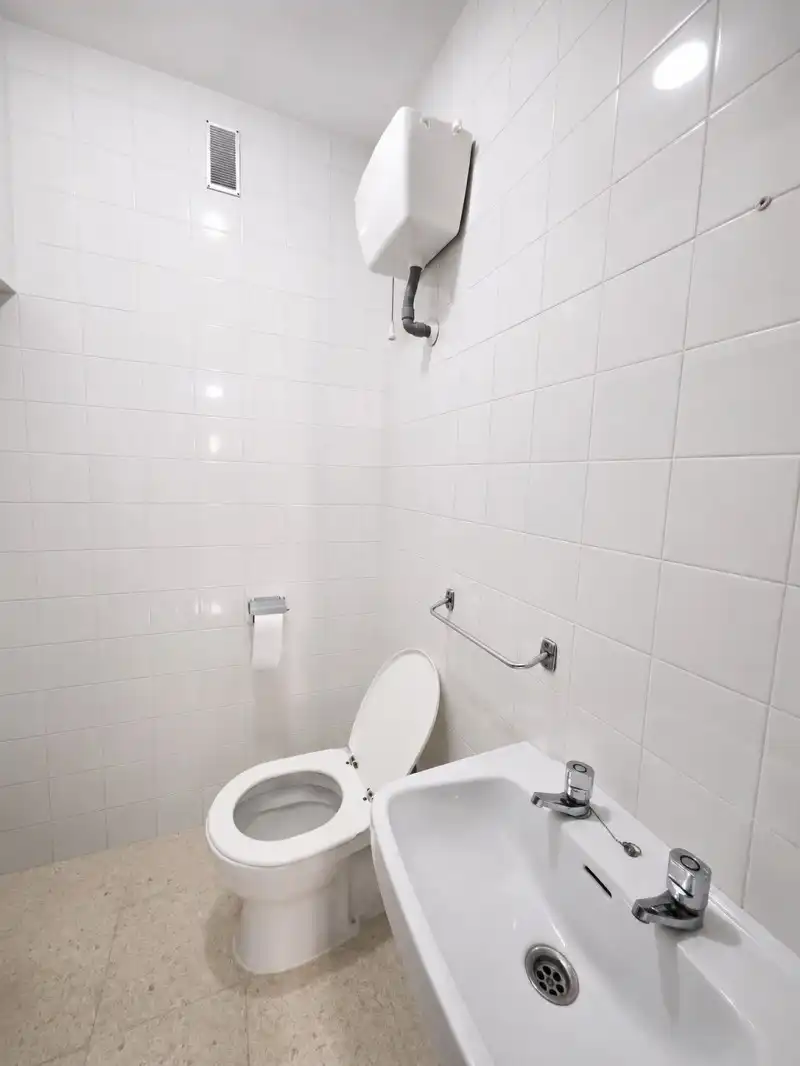 Baño de Piso en venta en Casar de Cáceres con Terraza, Trastero y Balcón