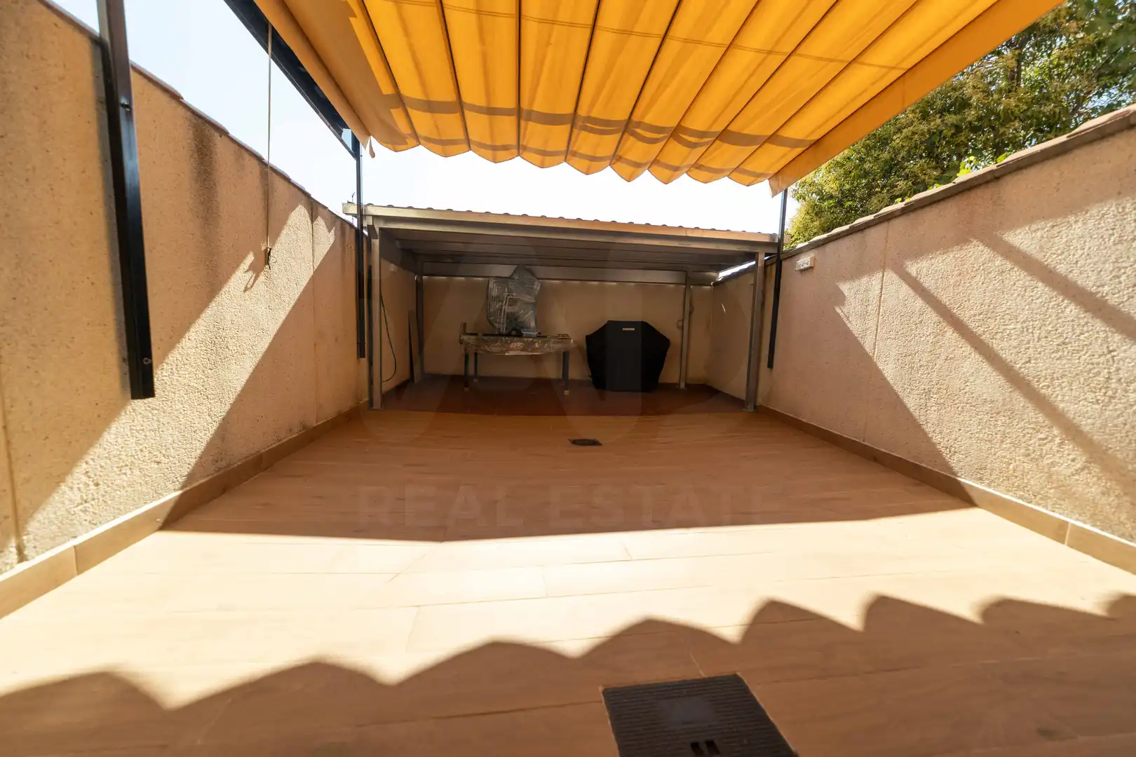 Terraza de Casa o chalet en venta en León Capital  con Calefacción y Terraza