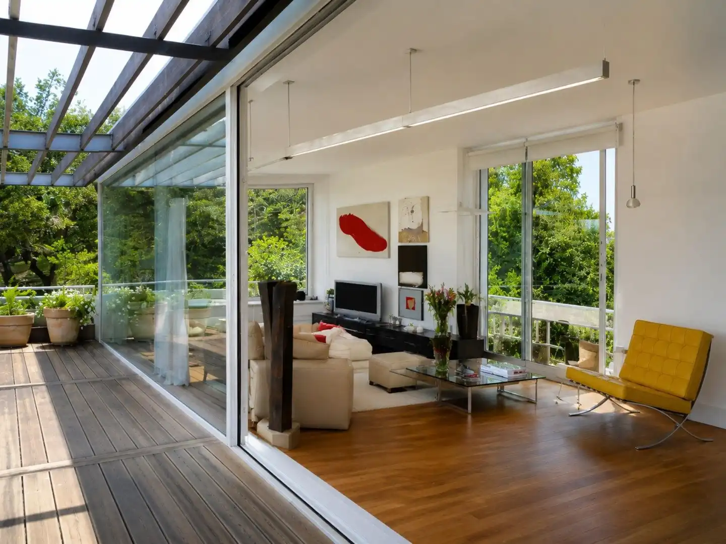 Sala d'estar de Dúplex en venda en Santiago de Compostela  amb Terrassa