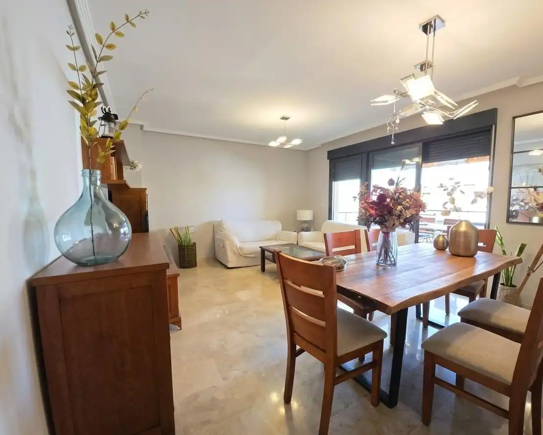 Comedor de Piso en venta en Alicante / Alacant con Aire acondicionado, Calefacción y Terraza
