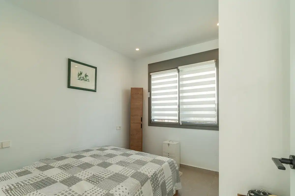 Dormitori de Casa o xalet en venda en San Miguel de Salinas amb Terrassa i Piscina