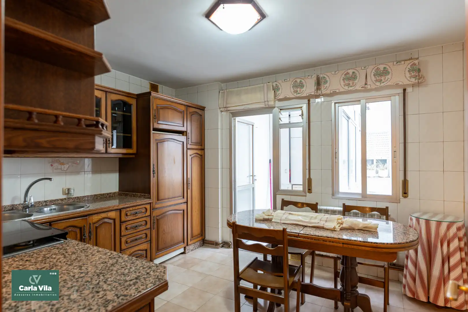 Kitchen of Flat for sale in Lugo  with Heating, Parquet flooring and Storage room