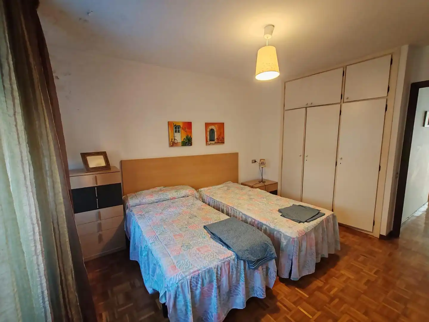 Habitación de Edificio en venta en Boiro