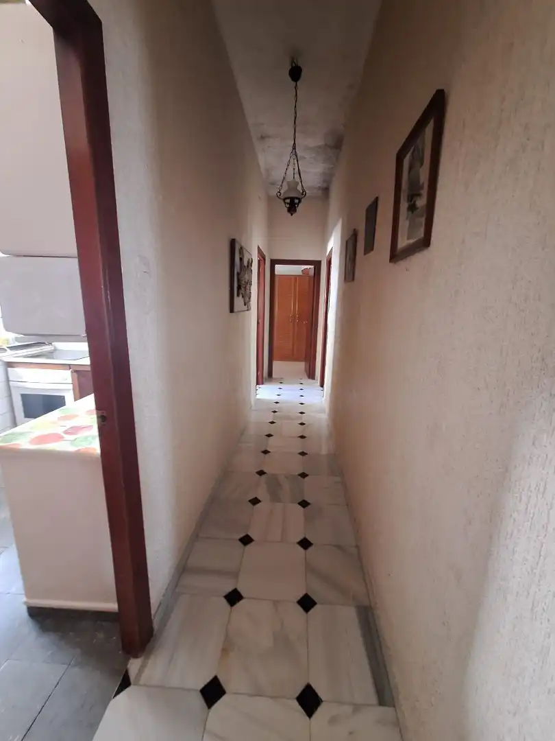 Gebäude zum Verkauf in La Línea de la Concepción mit Alarm