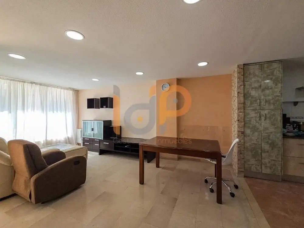 Sala de estar de Dúplex en venta en Garrucha con Aire acondicionado, Terraza y Trastero