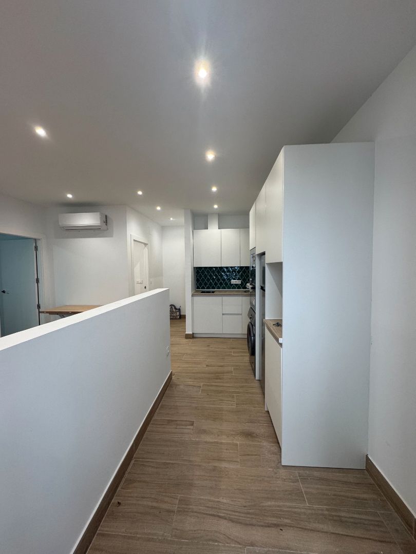 Cocina de Apartamento de alquiler en  Granada Capital con Aire acondicionado, Calefacción y Amueblado