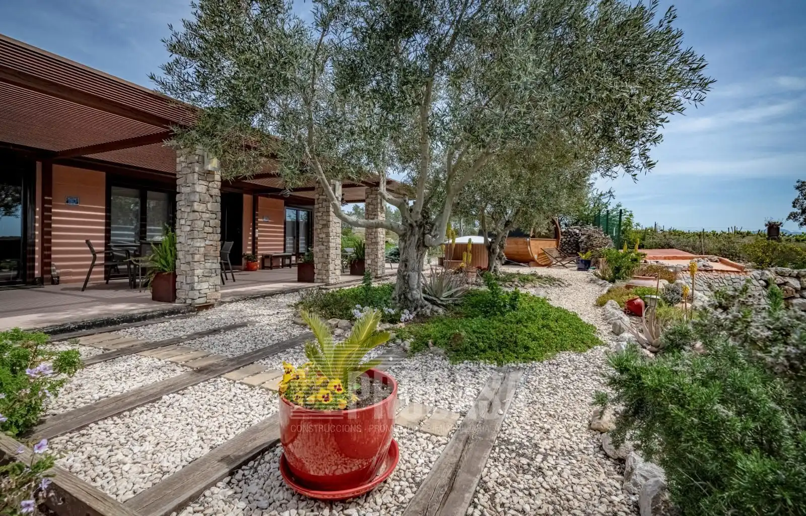 Garden of Houses for sale in Masarac i Vilarnadal  with Air Conditioner, Storage room and Swimming Pool