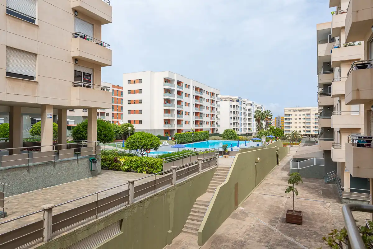 Piscina de Piso en venta en Ciudad Alta