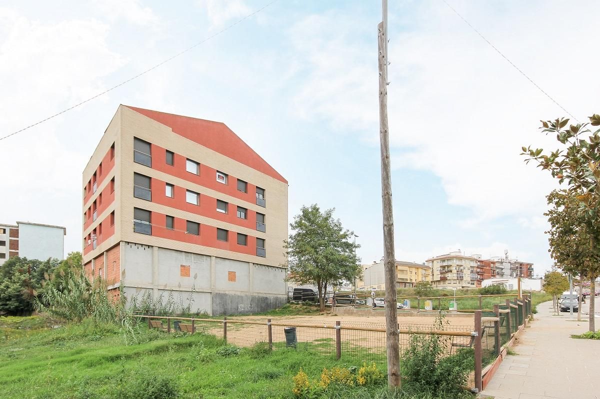 Exterior view of Building for sale in Tordera