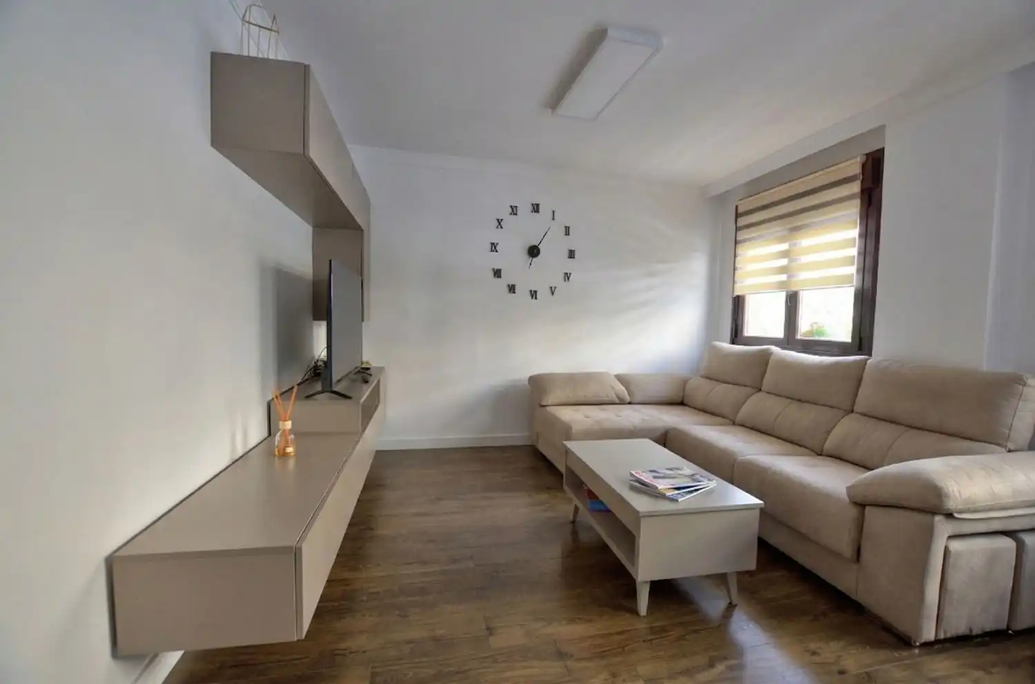 Sala de estar de Piso en venta en Oviedo  con Aire acondicionado, Calefacción y Jardín privado