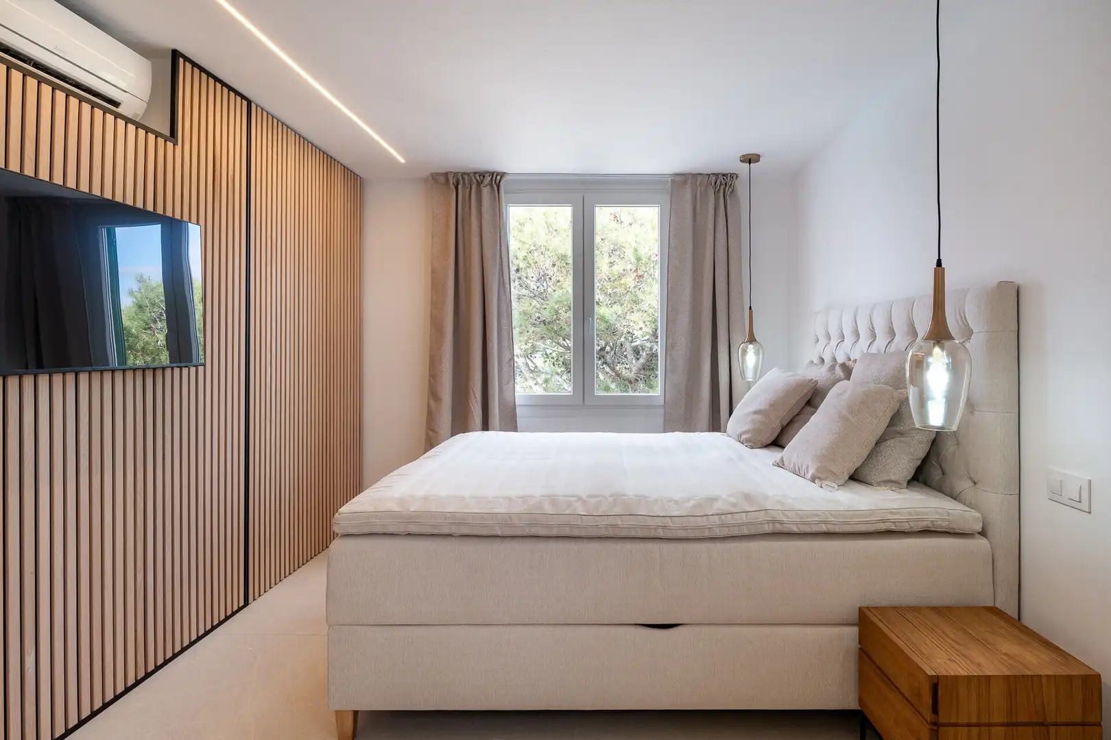 Bedroom of Attic for sale in Calvià  with Air Conditioner, Heating and Terrace