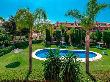 Reihenhaus mit Pool zur Miete in Milla de Oro