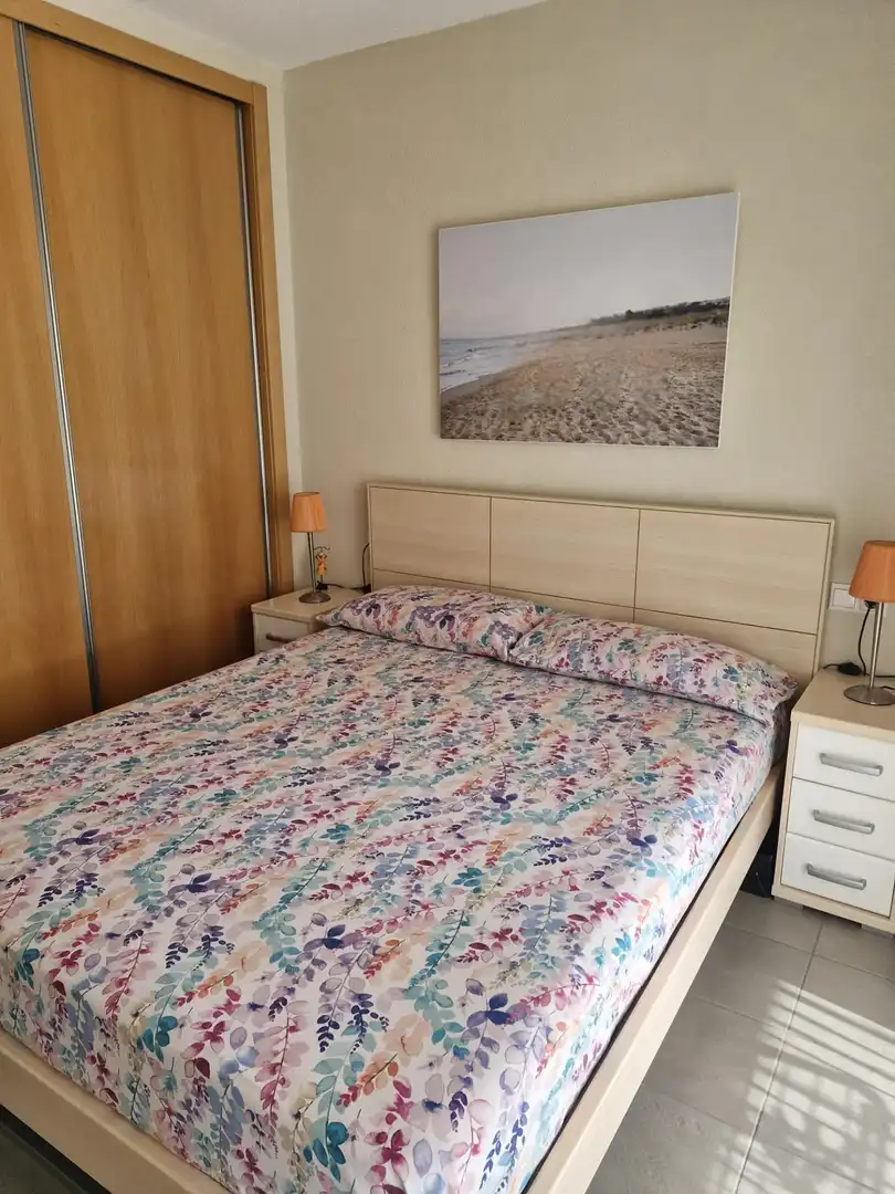 Bedroom of Flat for rent in Elche / Elx  with Air Conditioner, Balcony and Community pool