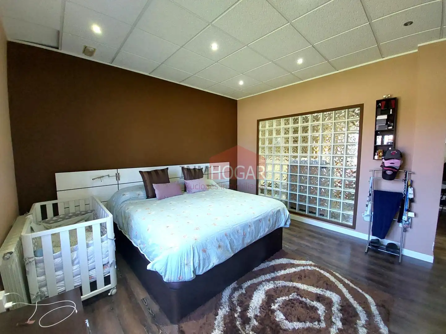 Bedroom of Houses for sale in Sanchidrián  with Private garden, Parquet flooring and Terrace