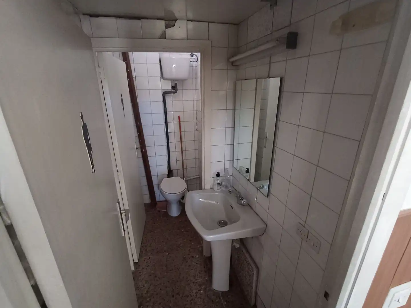 Baño de Local en venta en Alcorcón