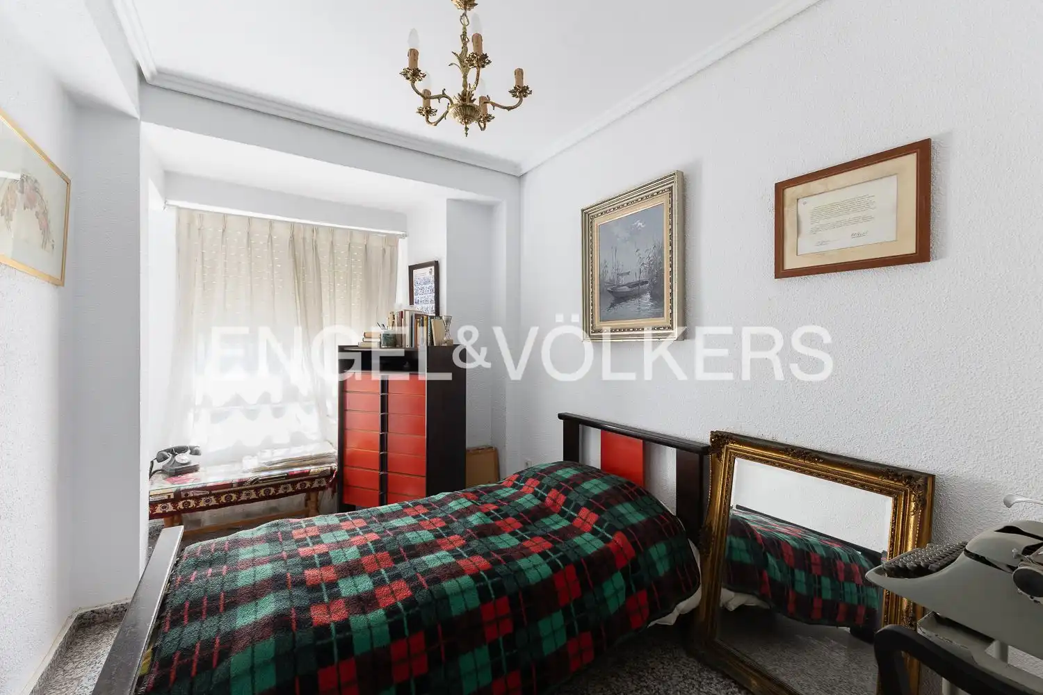 Bedroom of Flat for sale in Valencia  with Heating, Storage room and Balcony