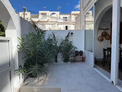 Terrassa de Casa adosada en venda en Torrevieja amb Aire condicionat, Calefacció i Terrassa