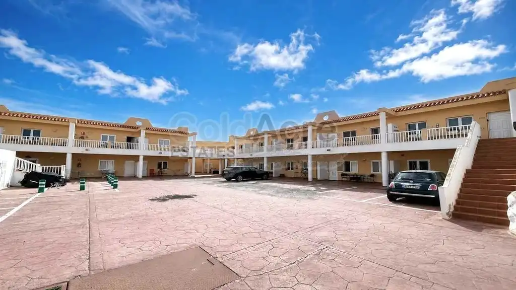 Vista exterior de Apartament en venda en La Oliva