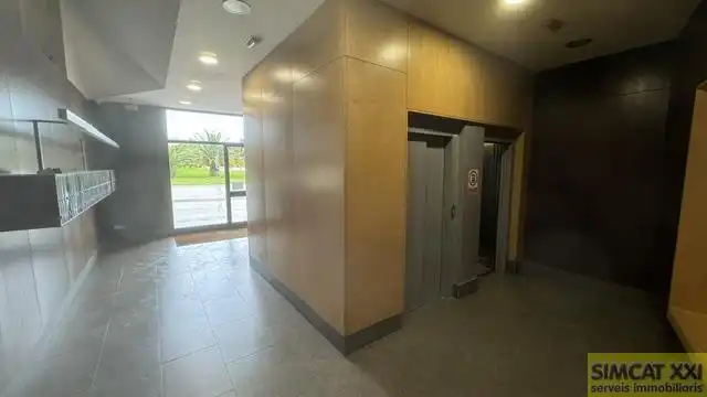 Estudio en venta en Figueres con Terraza