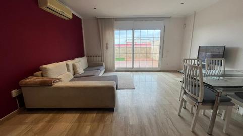 Foto 2 de Casa adosada en venda a Nucli Urbà, Esparreguera