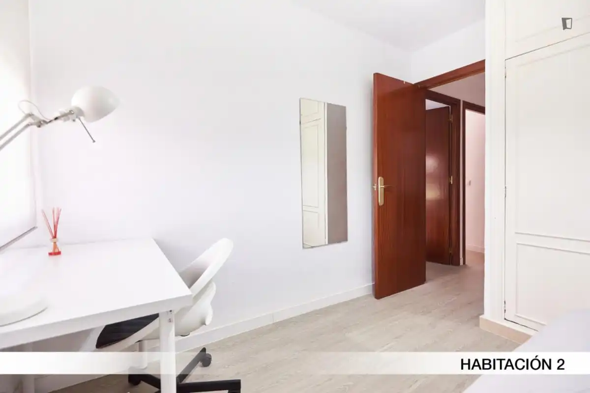 Room in Sevilla, Sevilla
