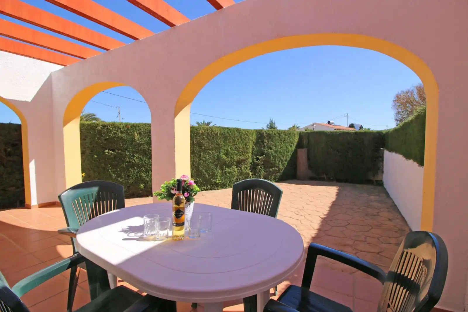 Bungalow con piscina en venta en Benicolada - Las Adelfas, imagen 2
