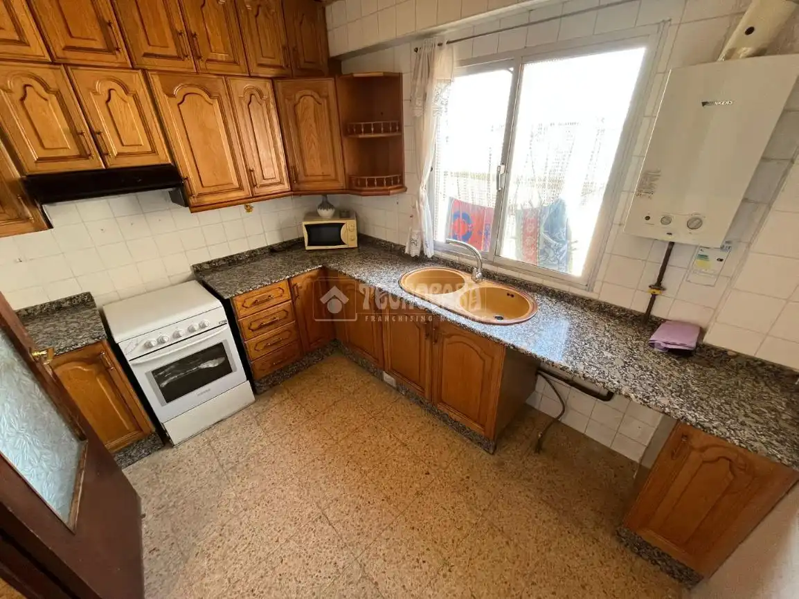 Cuina de Pis en venda en Paterna amb Balcó