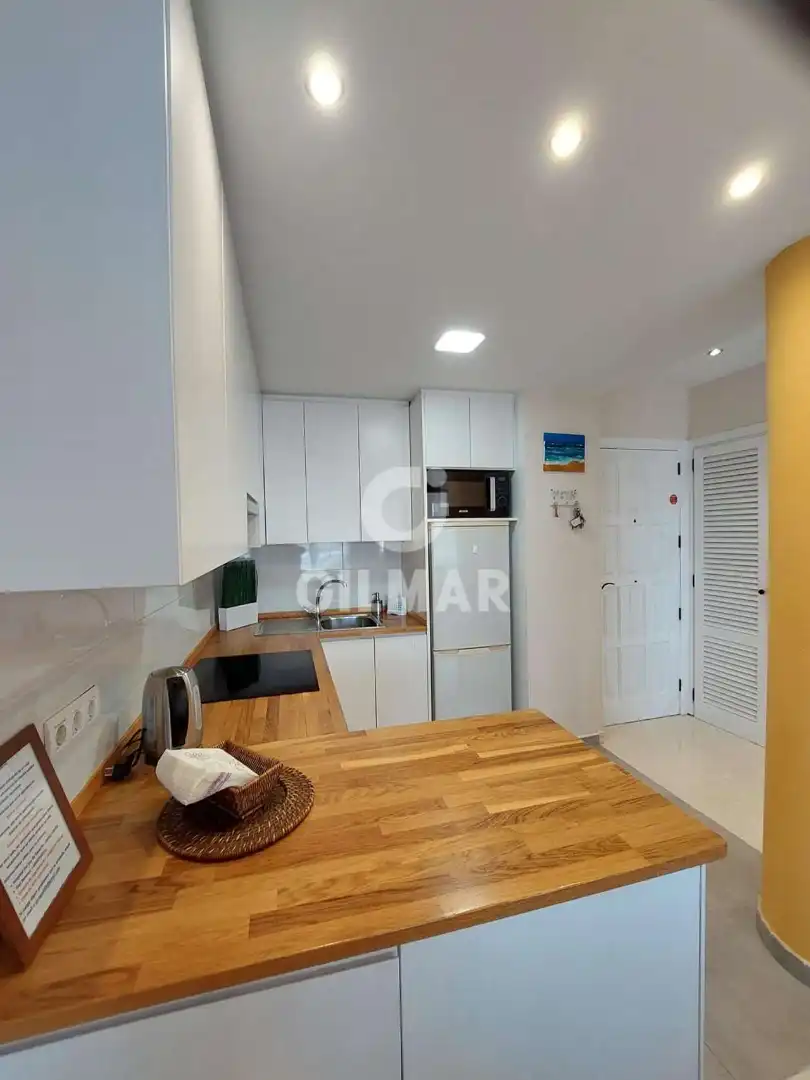 Cuina de Apartament en venda en Adeje amb Jardí privat, Terrassa i Traster