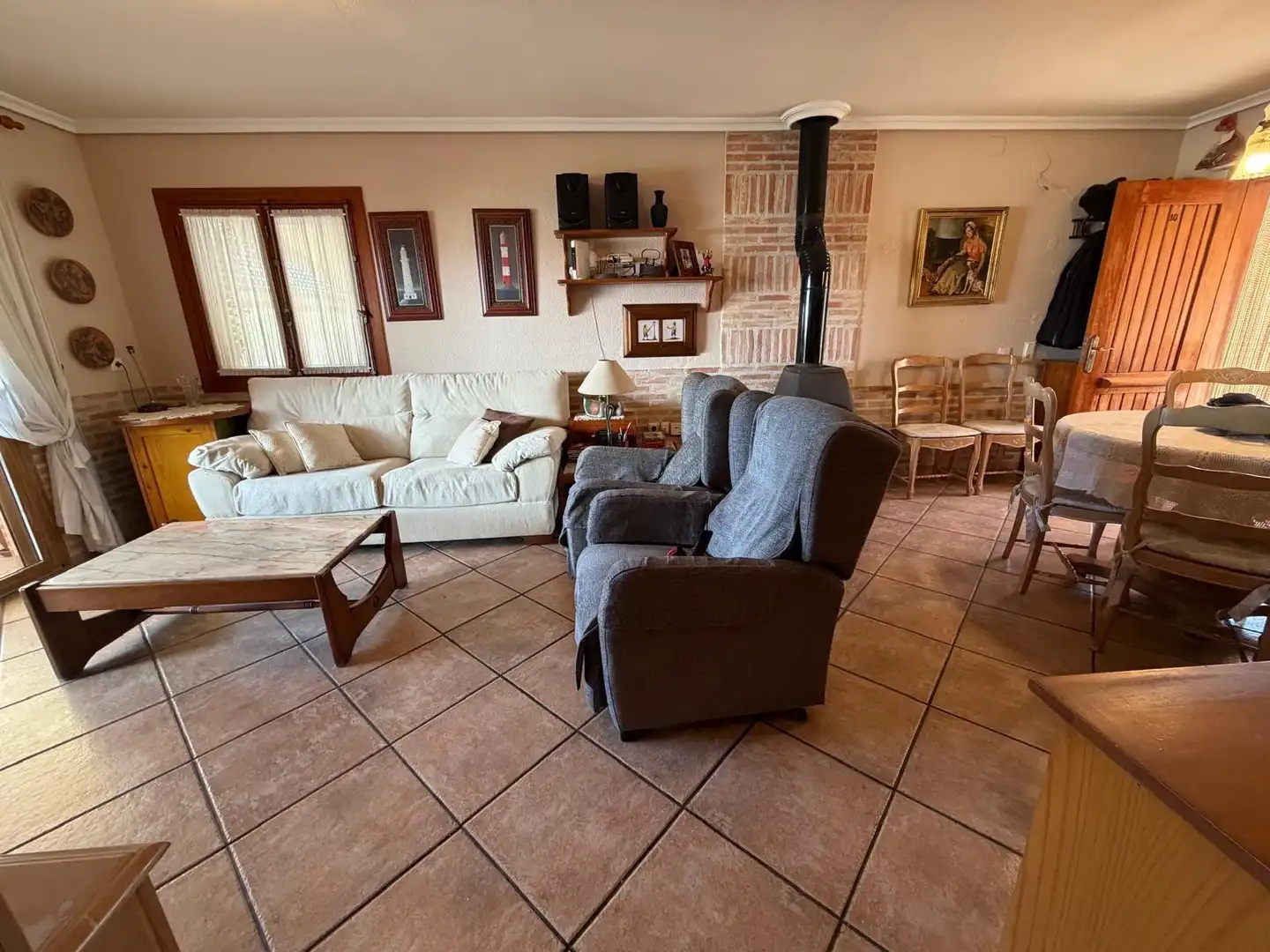 Sala d'estar de Casa o xalet de lloguer en Sagunto / Sagunt amb Aire condicionat, Jardí privat i Terrassa