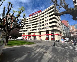 Vista exterior de Pis de lloguer en Gijón  amb Balcó