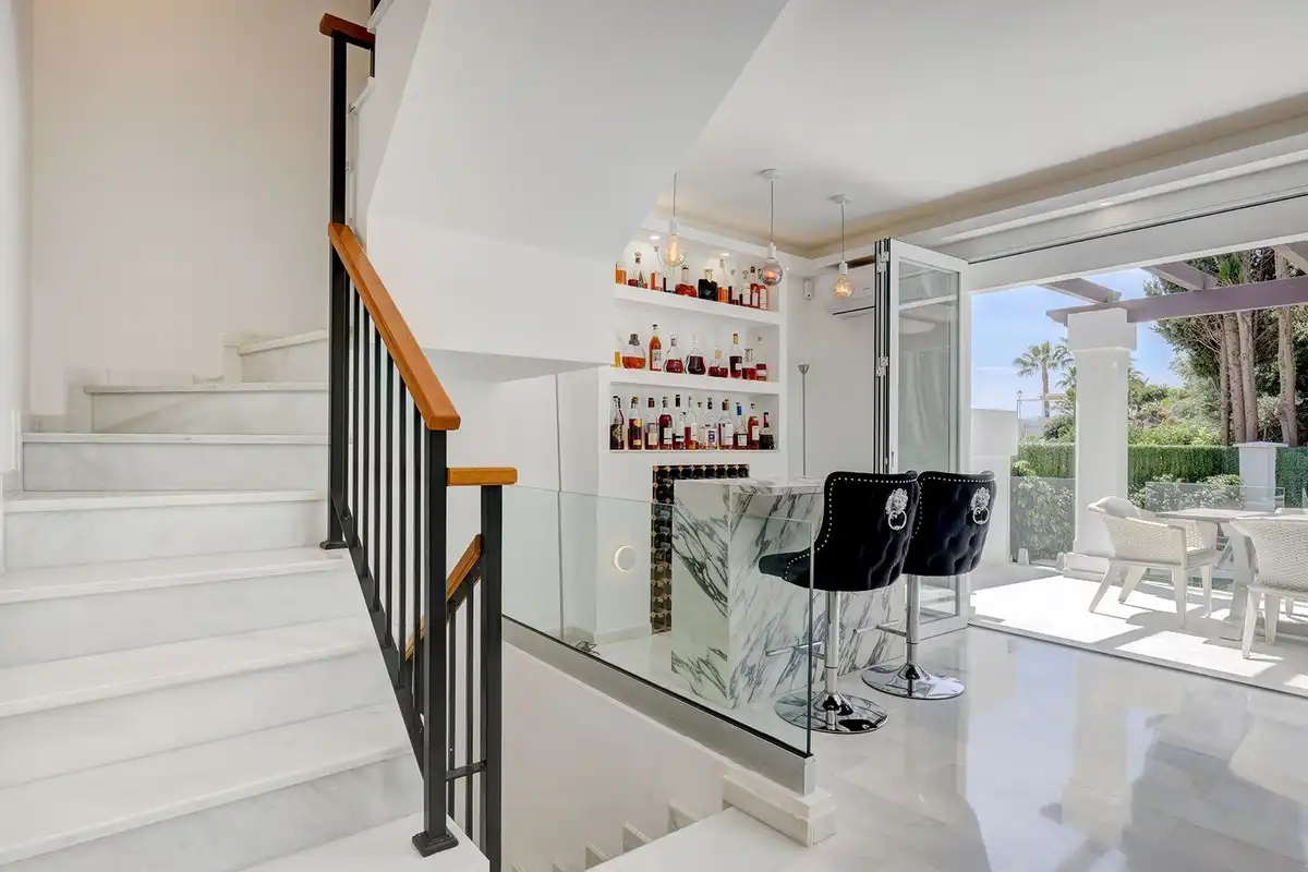 Reihenhaus mit Pool zum Verkauf in Estepona,Centro,Avenida Juan Carlos I, imagen 17