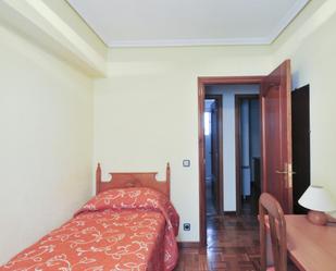 Bedroom of Apartment to share in  Madrid Capital  with Furnished, Oven and Washing machine
