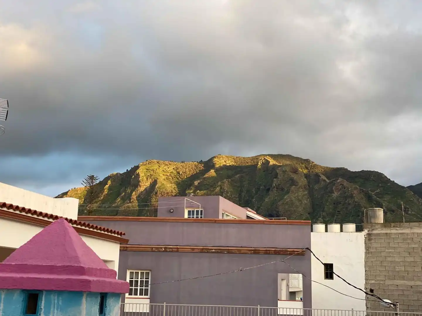 Vista exterior de Casa o xalet en venda en Buenavista del Norte
