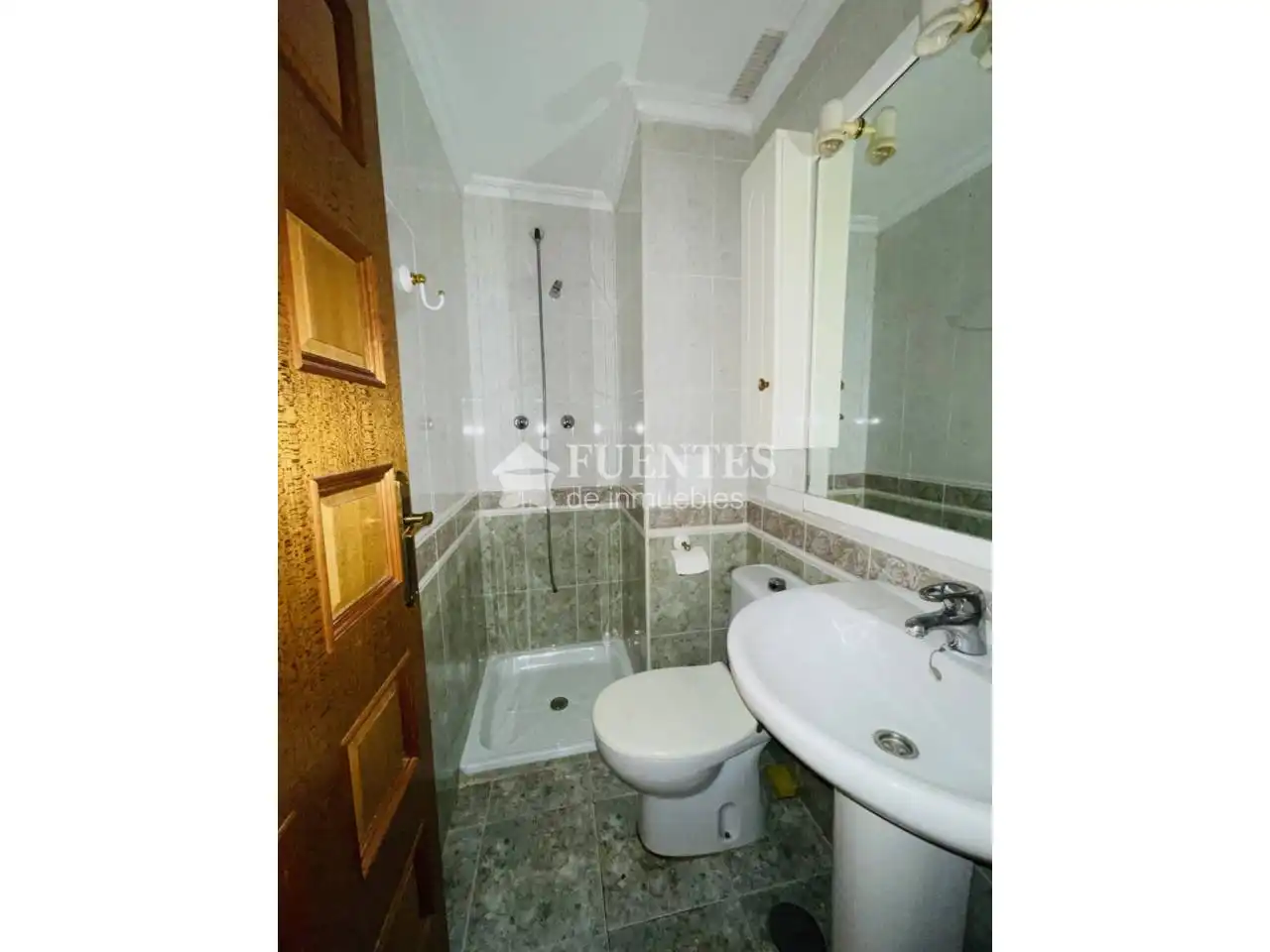 Baño de Piso en venta en Alicante / Alacant con Aire acondicionado y Terraza