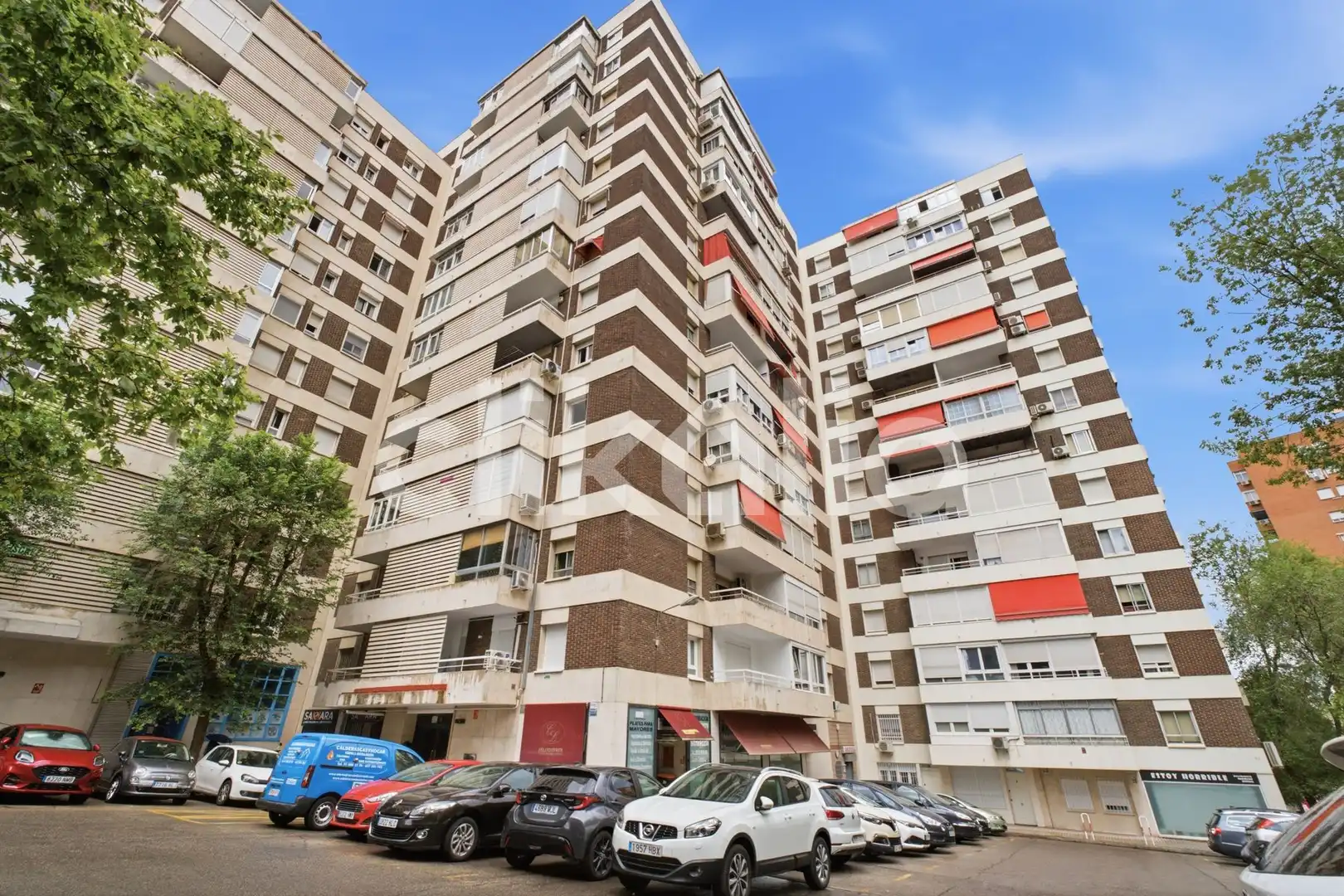 Vista exterior de Pis en venda en Madrid amb Aire condicionat, Calefacció i Terrassa