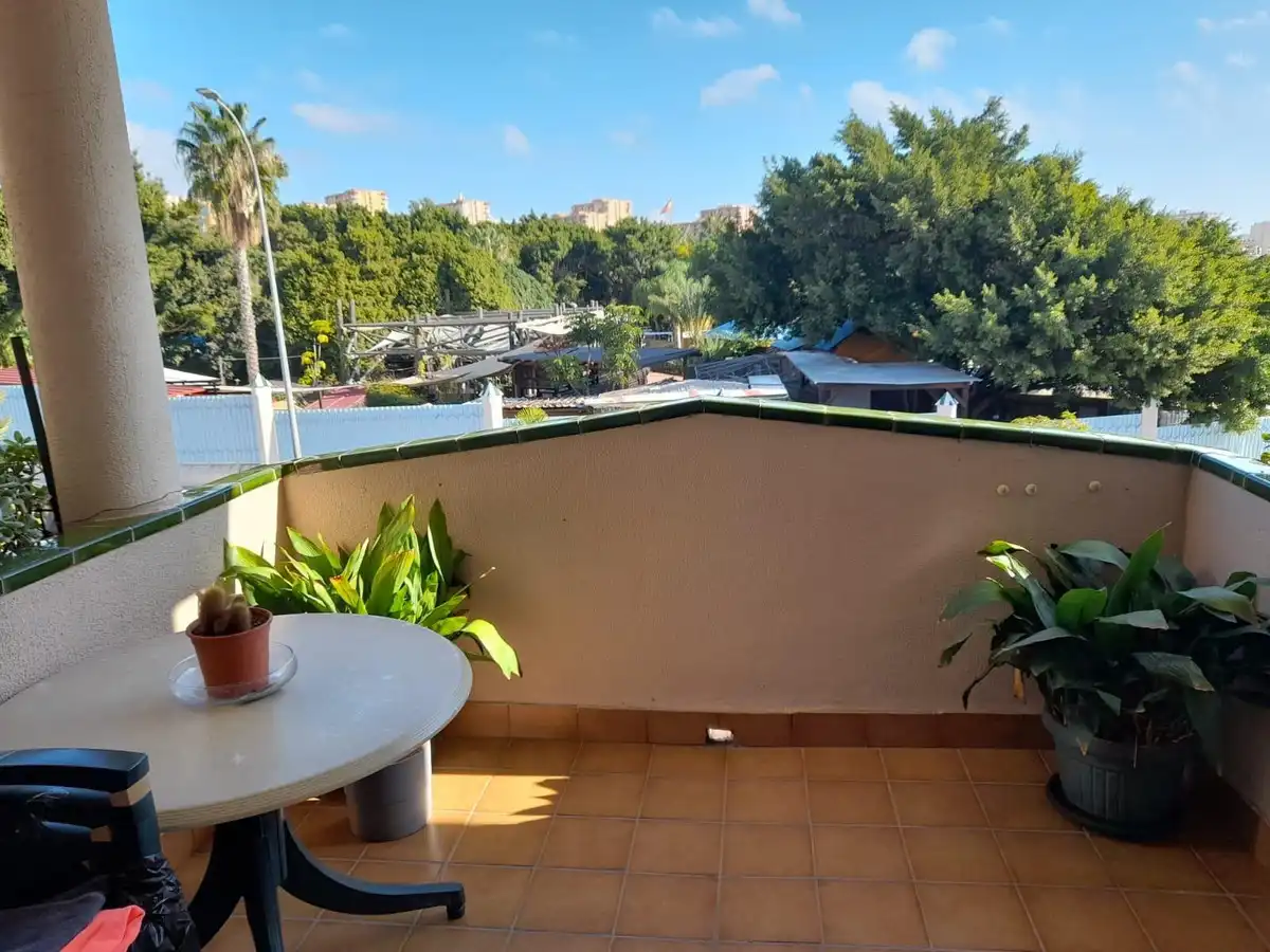 Apartamento con piscina en venta en Arroyo de la Miel, imagen 2