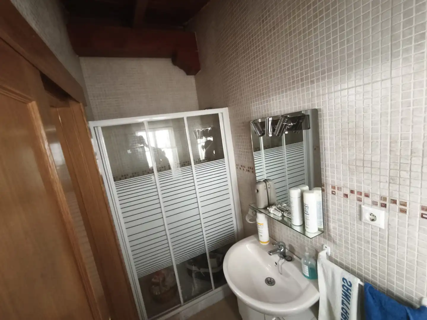 Bany de Casa o xalet en venda en El Campello amb Aire condicionat, Jardí privat i Terrassa