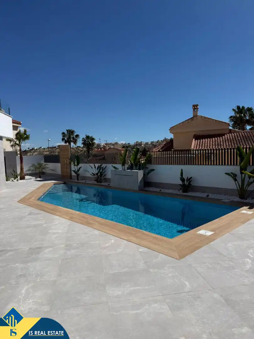Piscina de Casa o xalet en venda en Rojales amb Aire condicionat, Calefacció i Terrassa
