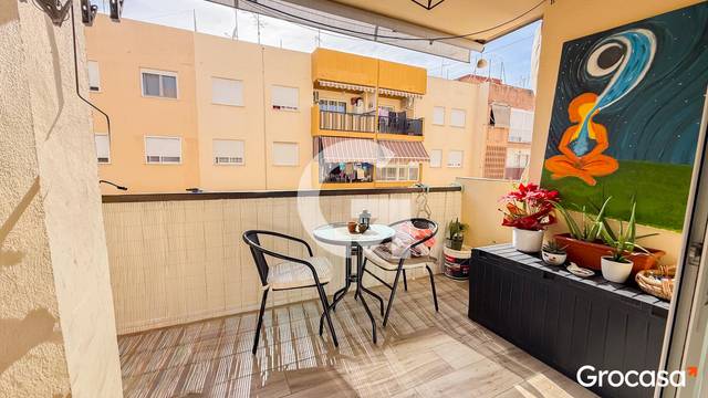 Piso en Venta en CL RODRIGUEZ DE LA FUENTE en Centro