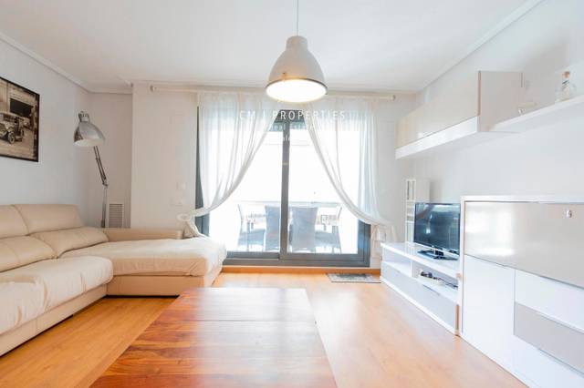 Piso en Alquiler en Serra Despadà en La Patacona