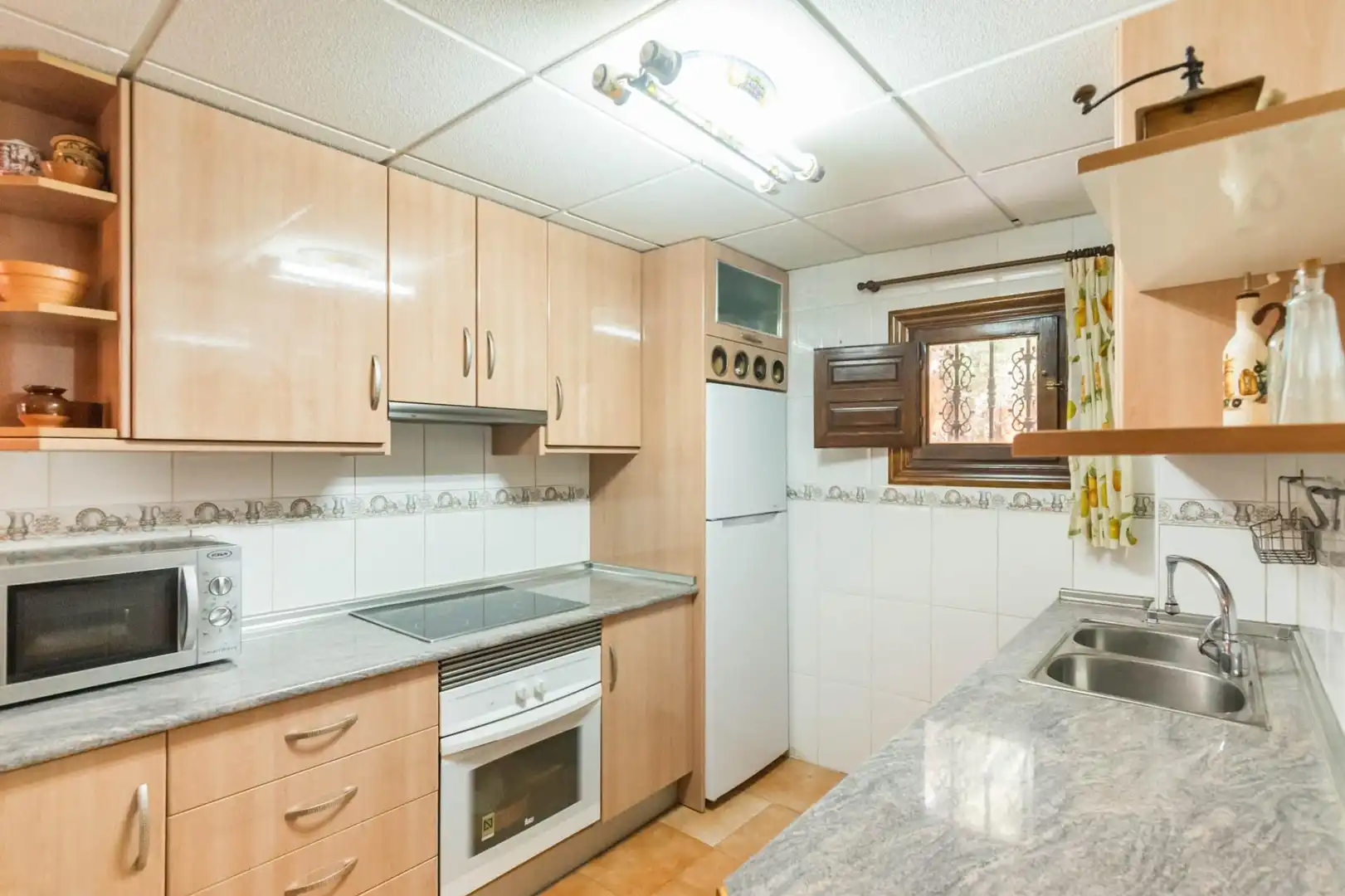 Cocina de Finca rústica en venta en Fortuna con Calefacción, Jardín privado y Terraza