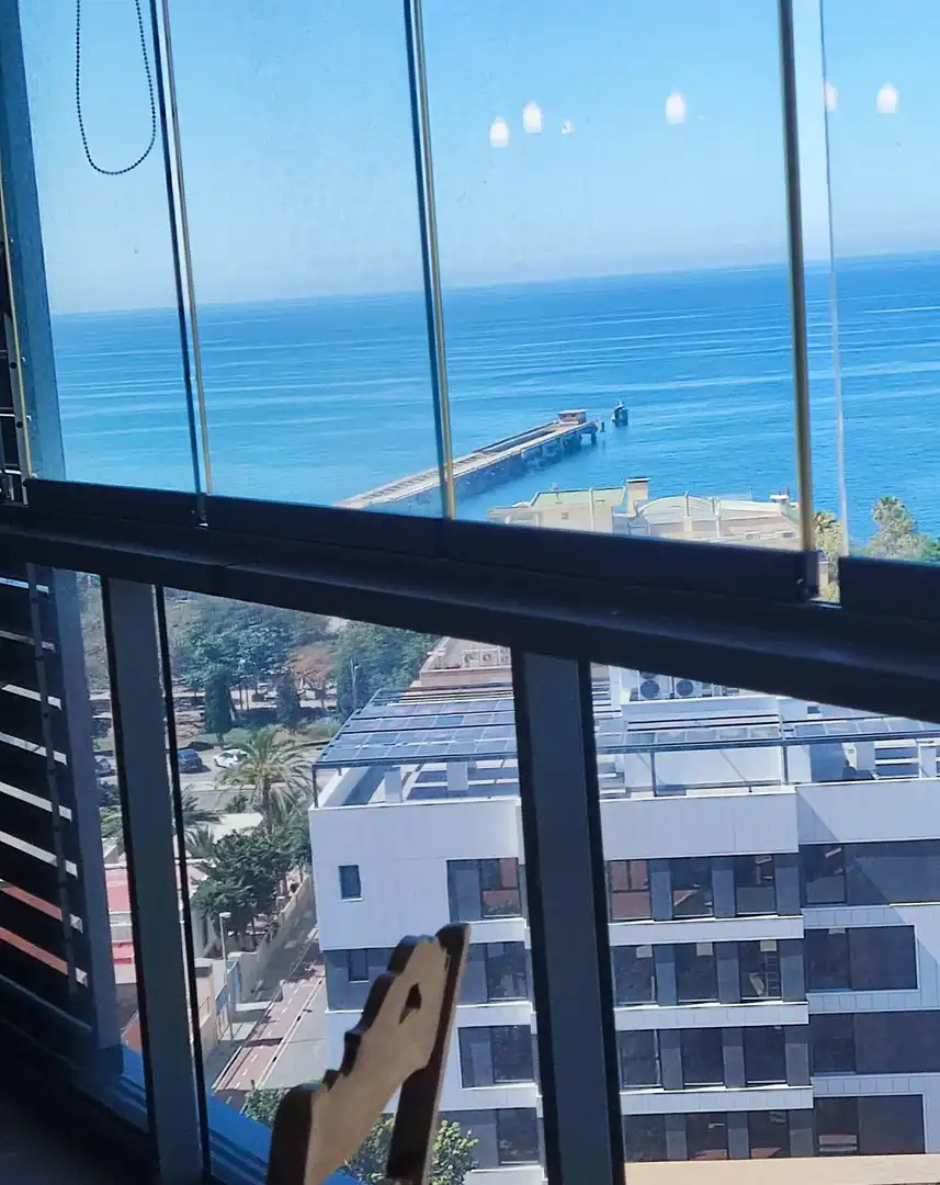 Terraza de Piso de alquiler en Almería con Aire acondicionado, Calefacción y Jardín privado