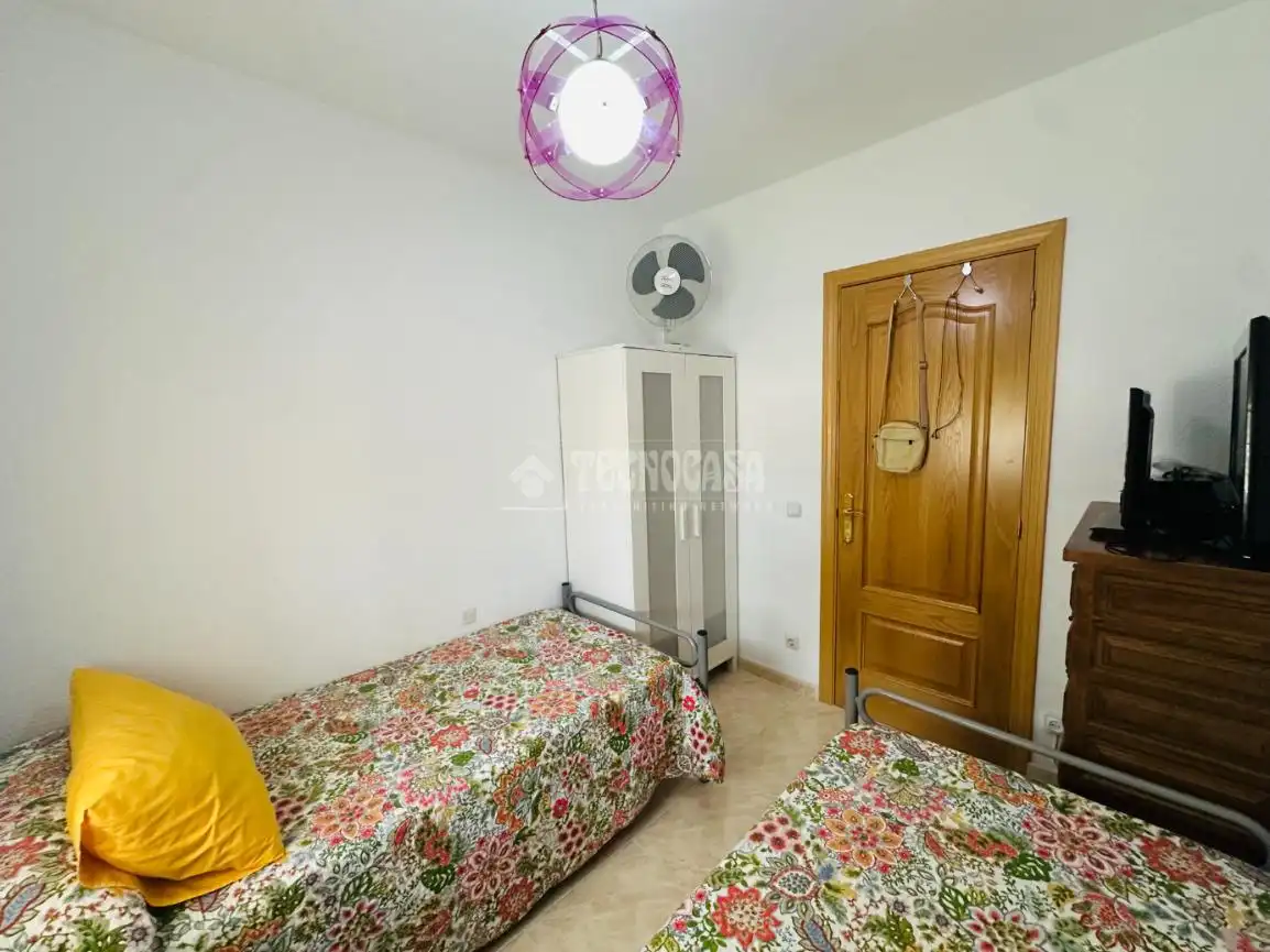 Habitación de Casa o chalet en venta en Escalona con Calefacción, Piscina y Amueblado