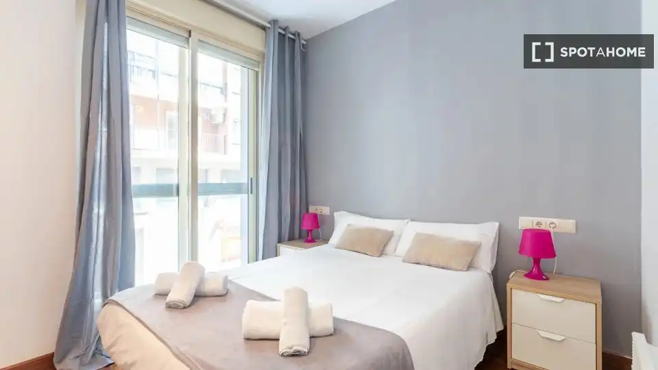Room in El Pilar